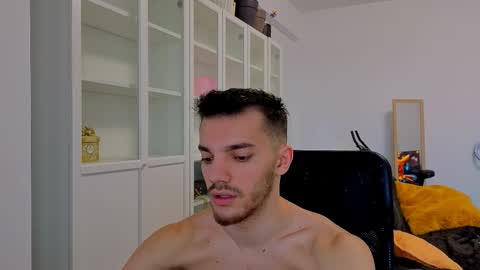 dominicvalente online show from 6, 2, 2026