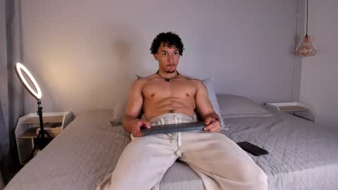 Snapshot of dominik_drake chatting on 15, 5, 2026 Dominik Drake online show from 15, 5, 2026