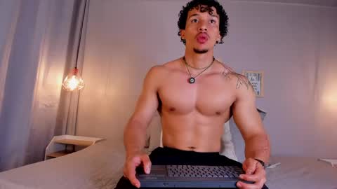 Snapshot of dominik_drake chatting on 22, 5, 2026 Dominik Drake online show from 22, 5, 2026