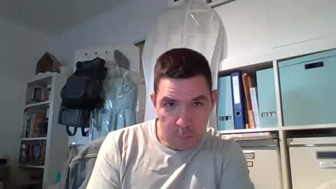 Snapshot of dominik_home chatting on 1, 6, 2026 dominik_home online show from 1, 6, 2026