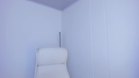 Snapshot of dominique_21x chatting on 22, 11, 2025 DOMINIC online show from 22, 11, 2025