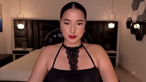 Dominique online show from 13, 6, 2026