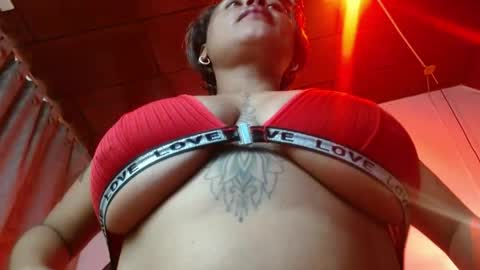 Snapshot of domink_gilr chatting on 14, 5, 2026 D O M I N K online show from 14, 5, 2026
