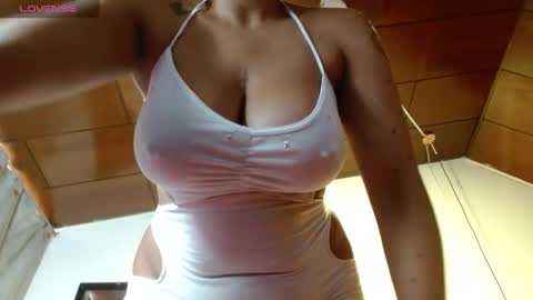 Snapshot of domink_gilr chatting on 3, 6, 2026 D O M I N K online show from 3, 6, 2026