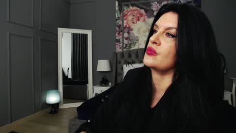 Dom Melisa online show from 25, 1, 2025