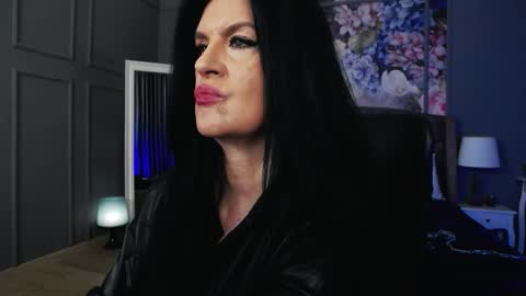 Dom Melisa online show from 21, 12, 2025