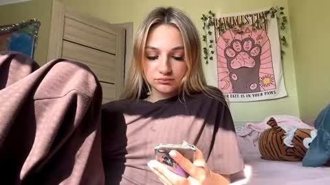 Lily online show from 20, 7, 2026
