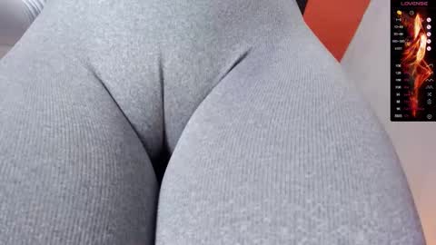 Paula DiazGMT-5 0730 - 1400 online show from 2, 11, 2025