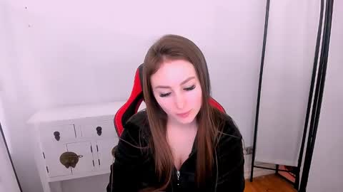 Snapshot of donnasensual chatting on 21, 2, 2025 DonnaSensual online show from 21, 2, 2025