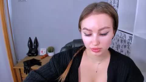 Snapshot of donnasensual chatting on 12, 2, 2026 DonnaSensual online show from 12, 2, 2026