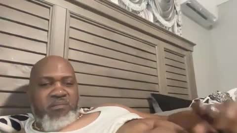 Snapshot of dontrey73 chatting on 30, 4, 2026 dontrey online show from 30, 4, 2026
