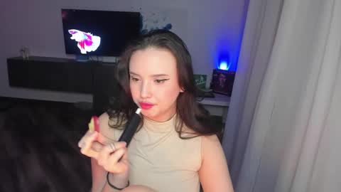 Dora Charmer online show from 25, 2, 2026