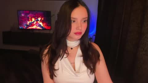 Dora Charmer online show from 26, 4, 2026