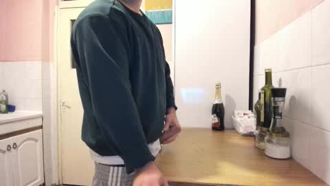 Snapshot of doriancretu95 chatting on 17, 11, 2025 menu below online show from 17, 11, 2025