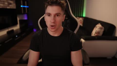 Dorian Reyes online show from 16, 2, 2025