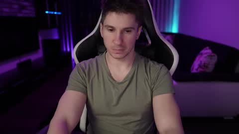 Dorian Reyes online show from 24, 2, 2025