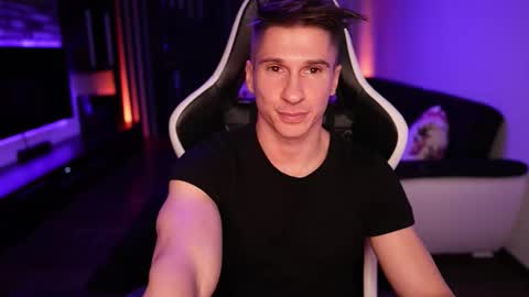 Dorian Reyes online show from 19, 10, 2025