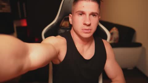 Dorian Reyes online show from 19, 11, 2025