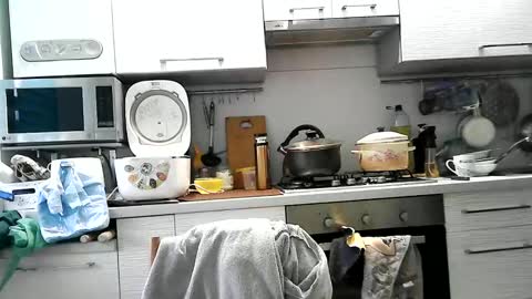 Dorrie Ann online show from 4, 3, 2025