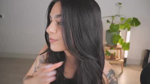 Sara online show from 5, 6, 2026