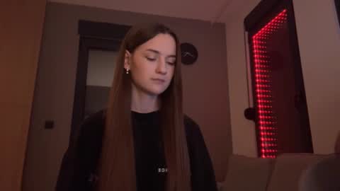 Alice and Mark online show from 16, 11, 2025