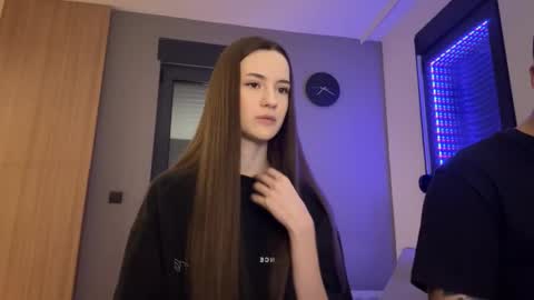 Alice and Mark online show from 29, 11, 2025