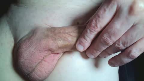 Snapshot of doug5525 chatting on 9, 3, 2025 Doug5525 exhibitionist online show from 9, 3, 2025