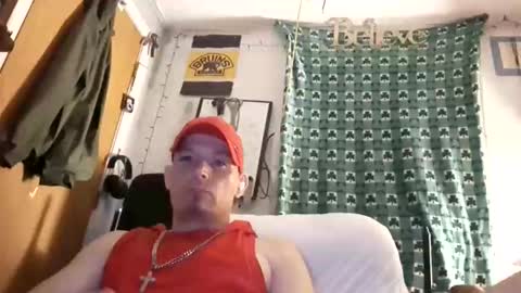 dougiebisme online show from 28, 4, 2026