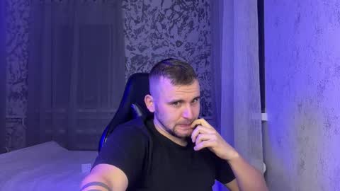 douglas_666 online show from 23, 10, 2025