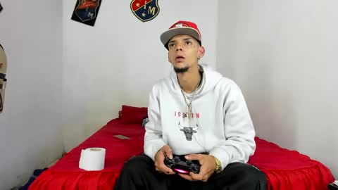 douglas_gallegos online show from 16, 2, 2025