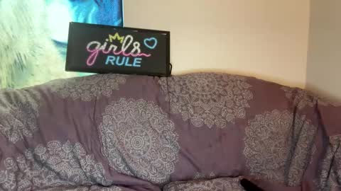 Snapshot of dove_love22 chatting on 30, 9, 2025 dove_love22 online show from 30, 9, 2025