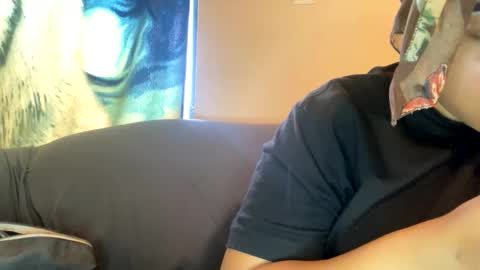 Snapshot of dove_love22 chatting on 6, 11, 2025 dove_love22 online show from 6, 11, 2025