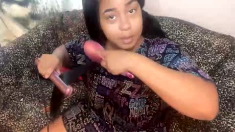 Snapshot of dove_love22 chatting on 11, 11, 2025 dove_love22 online show from 11, 11, 2025