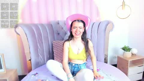 dovemullerr2 online show from 17, 7, 2026