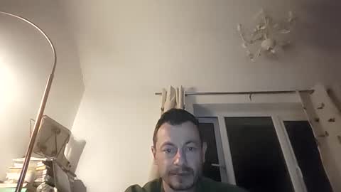 Snapshot of doveyfinn88 chatting on 2, 12, 2025 doveyfinn88 online show from 2, 12, 2025