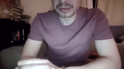 Snapshot of doveyfinn88 chatting on 5, 5, 2026 doveyfinn88 online show from 5, 5, 2026