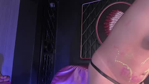 Snapshot of dracaryss_ chatting on 18, 1, 2025 Lissa Or DRACARYSS your dragon Queen online show from 18, 1, 2025