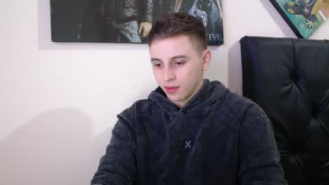 draco_boy2000 online show from 4, 12, 2024