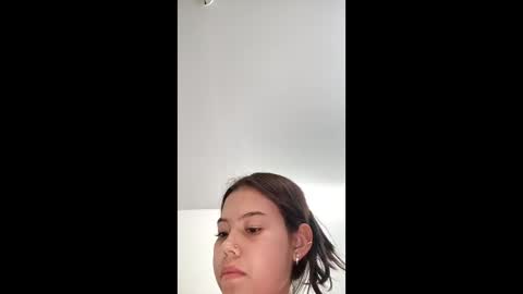 Laura online show from 2, 4, 2026