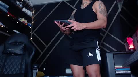 Drake online show from 8, 11, 2025