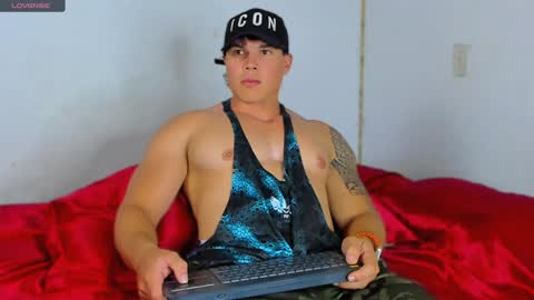 drake_xion1 online show from 1, 2, 2025