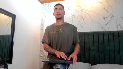 Drake Neuman online show from 30, 1, 2025