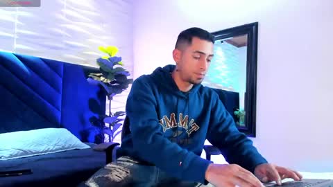 Snapshot of drakeneumann chatting on 19, 5, 2026 Drake Neuman online show from 19, 5, 2026