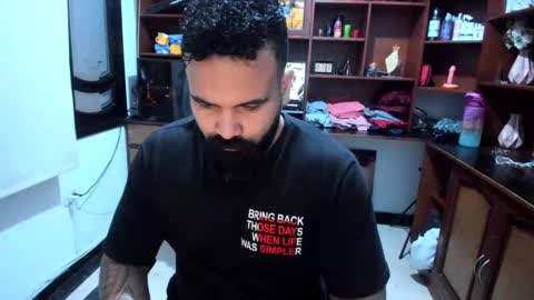 Snapshot of drako_argenti_ chatting on 6, 1, 2025 Drako online show from 6, 1, 2025