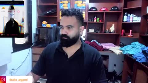 Snapshot of drako_argenti_ chatting on 8, 1, 2025 Drako online show from 8, 1, 2025