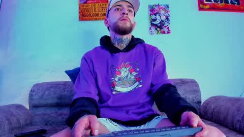 Snapshot of drako_lamar chatting on 4, 11, 2025 Drako online show from 4, 11, 2025