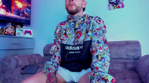 Snapshot of drako_lamar chatting on 5, 11, 2025 Drako online show from 5, 11, 2025