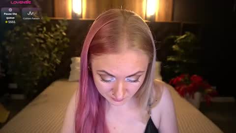 Lina online show from 25, 7, 2026