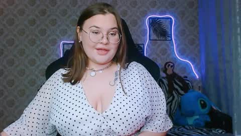 Snapshot of dreamforyoue2 chatting on 11, 9, 2025 dreamforyoue2 online show from 11, 9, 2025