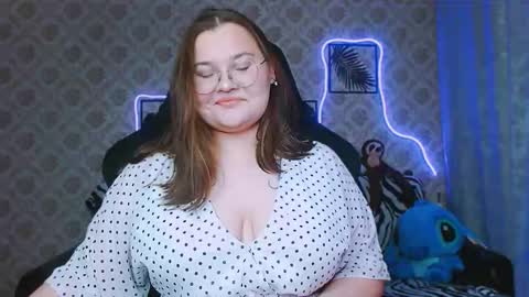 Snapshot of dreamforyoue2 chatting on 12, 9, 2025 dreamforyoue2 online show from 12, 9, 2025